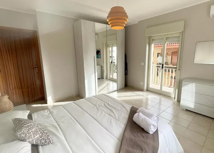 Cocciu D'amuri Apartment Giardini Naxos